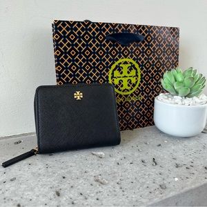 NWT Tory Burch Emerson Mini Wallet